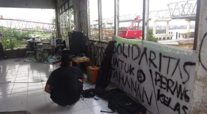 Krótki raport na temat indonezyjskiego squattingu przygotowany przez anarchistyczne osoby z Borneo